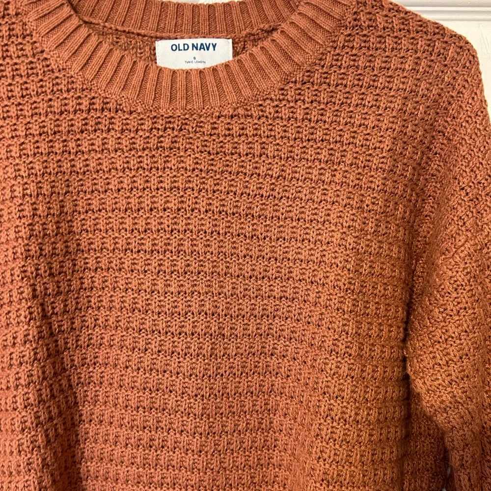 Old Navy sweater - Picture 2 of 2